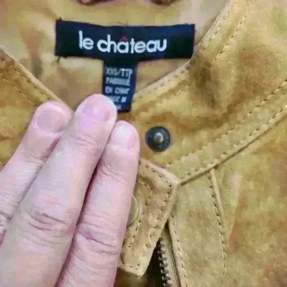 LE CHATEAU  GUENINE SUEDE JACKET - Picture 3 of 8